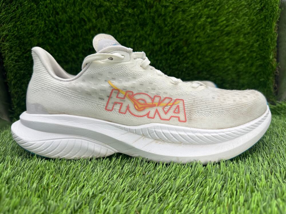 Hoka One One Mach 6 1147810-WNCL Athletic Sneaker Women's 9.5B White Jacquard